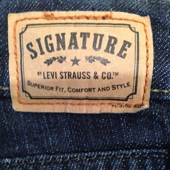 Levis Signature Size 4 Women bootcut 28 x 27 blue jeans stretch 5 pocket Western - Picture 7 of 8